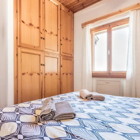 Casa Bella Vista Mit Balkon 아파트 *