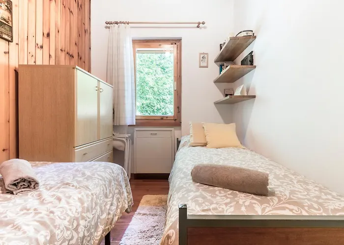 아파트 Casa Bella Vista Mit Balkon 산 제노 디 몬타냐